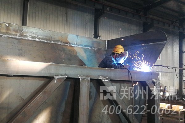 環(huán)保煤泥烘干機設備制造現(xiàn)場