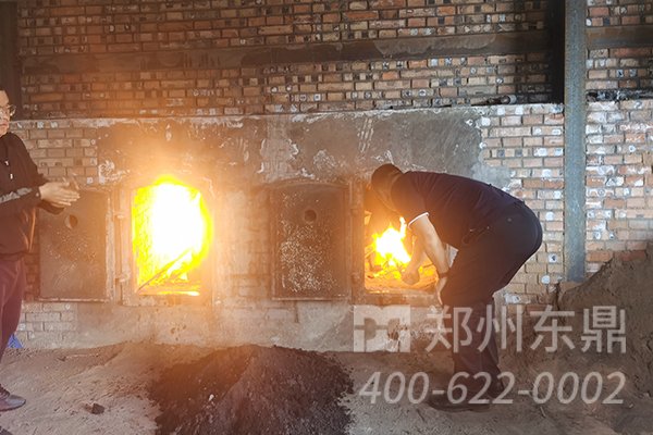 內(nèi)蒙古伊旗煤泥烘干機(jī)設(shè)備點(diǎn)火試機(jī)現(xiàn)場(chǎng)