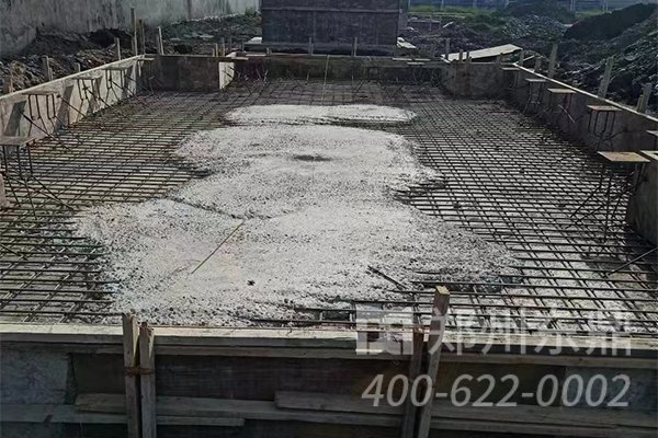 山西應(yīng)縣煤泥烘干機(jī)基礎(chǔ)建設(shè)施工現(xiàn)場實(shí)拍圖